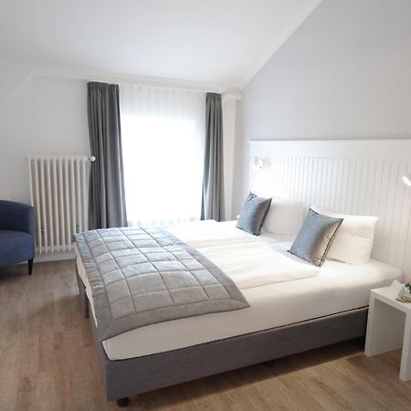 Hotel Kuehl Neumünster Esterno foto