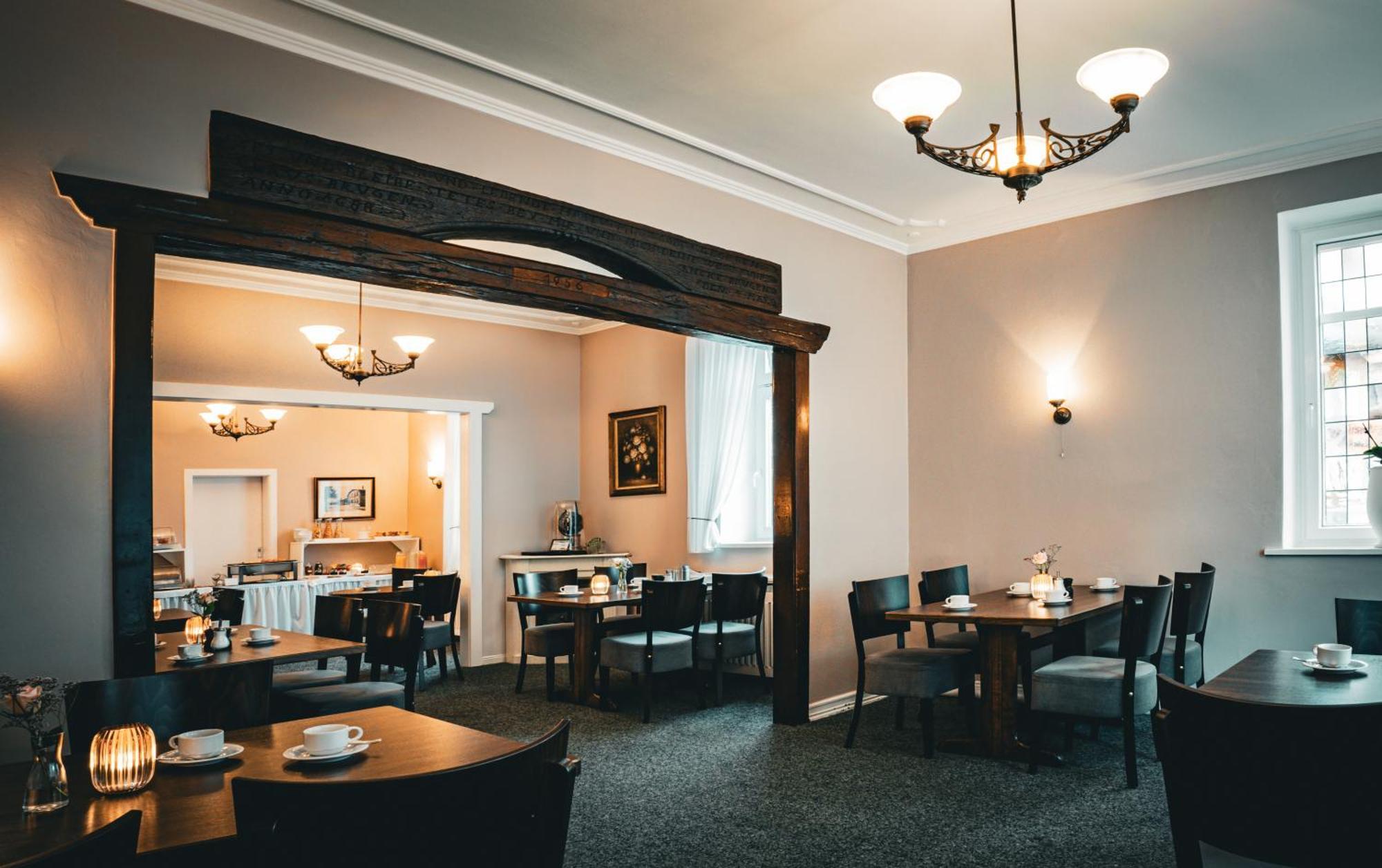 Hotel Kuehl Neumünster Esterno foto