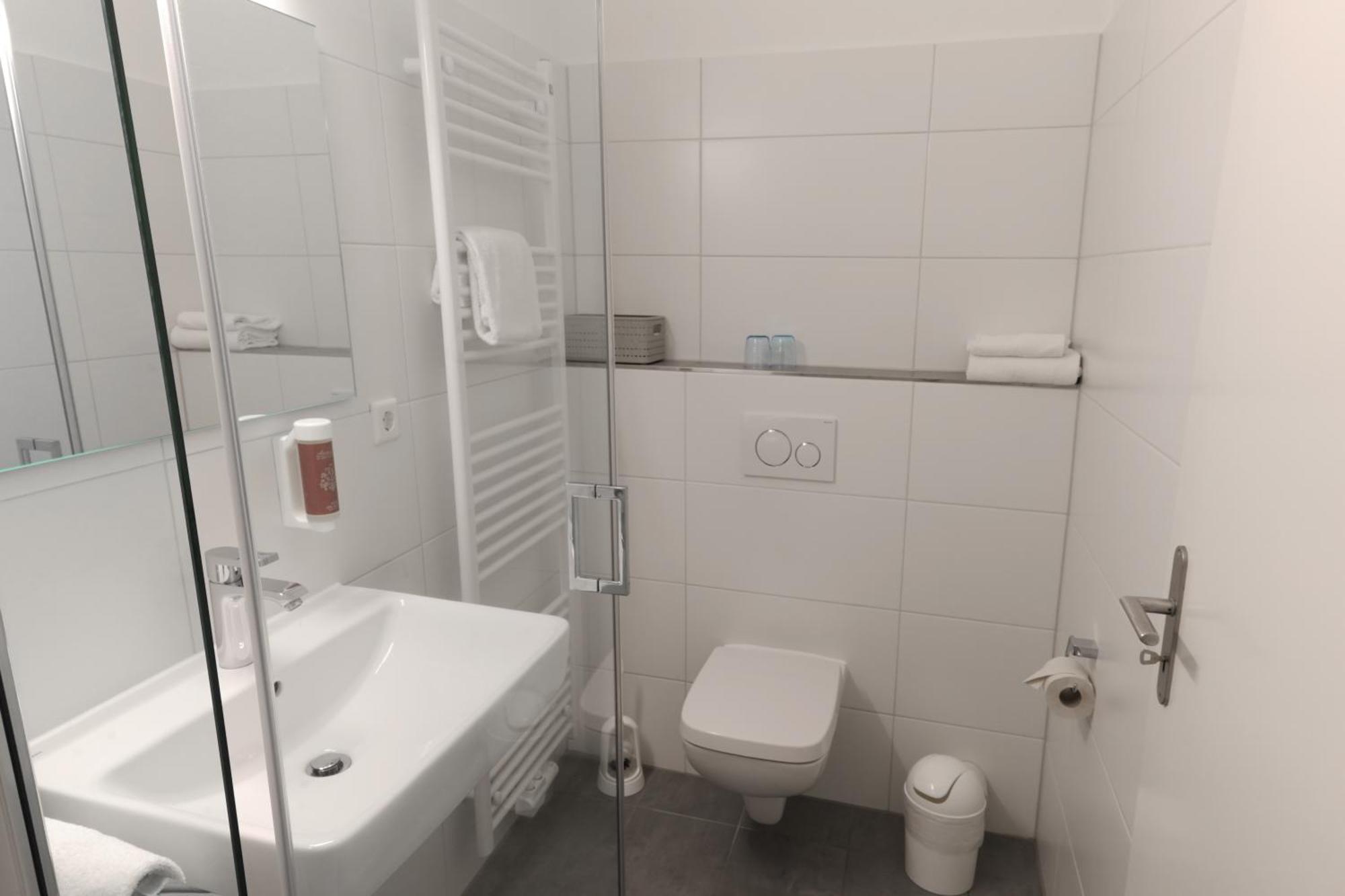 Hotel Kuehl Neumünster Esterno foto