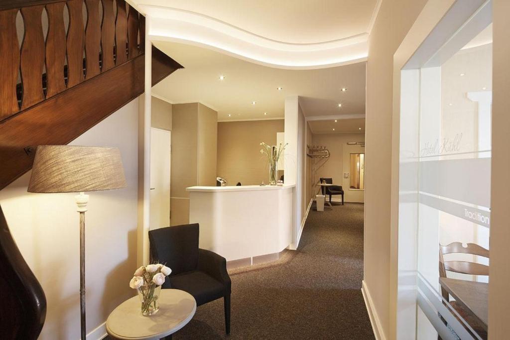 Hotel Kuehl Neumünster Esterno foto